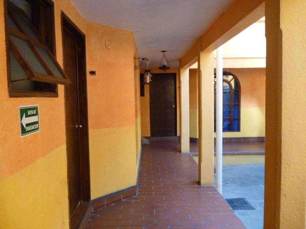 Hotel Plaza Santo Domingo San Cristóbal de Las Casas Δωμάτιο φωτογραφία