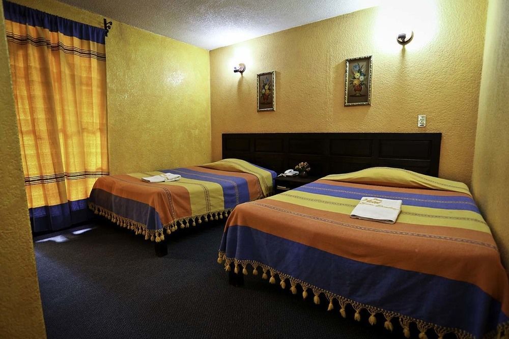 Hotel Plaza Santo Domingo San Cristóbal de Las Casas Εξωτερικό φωτογραφία