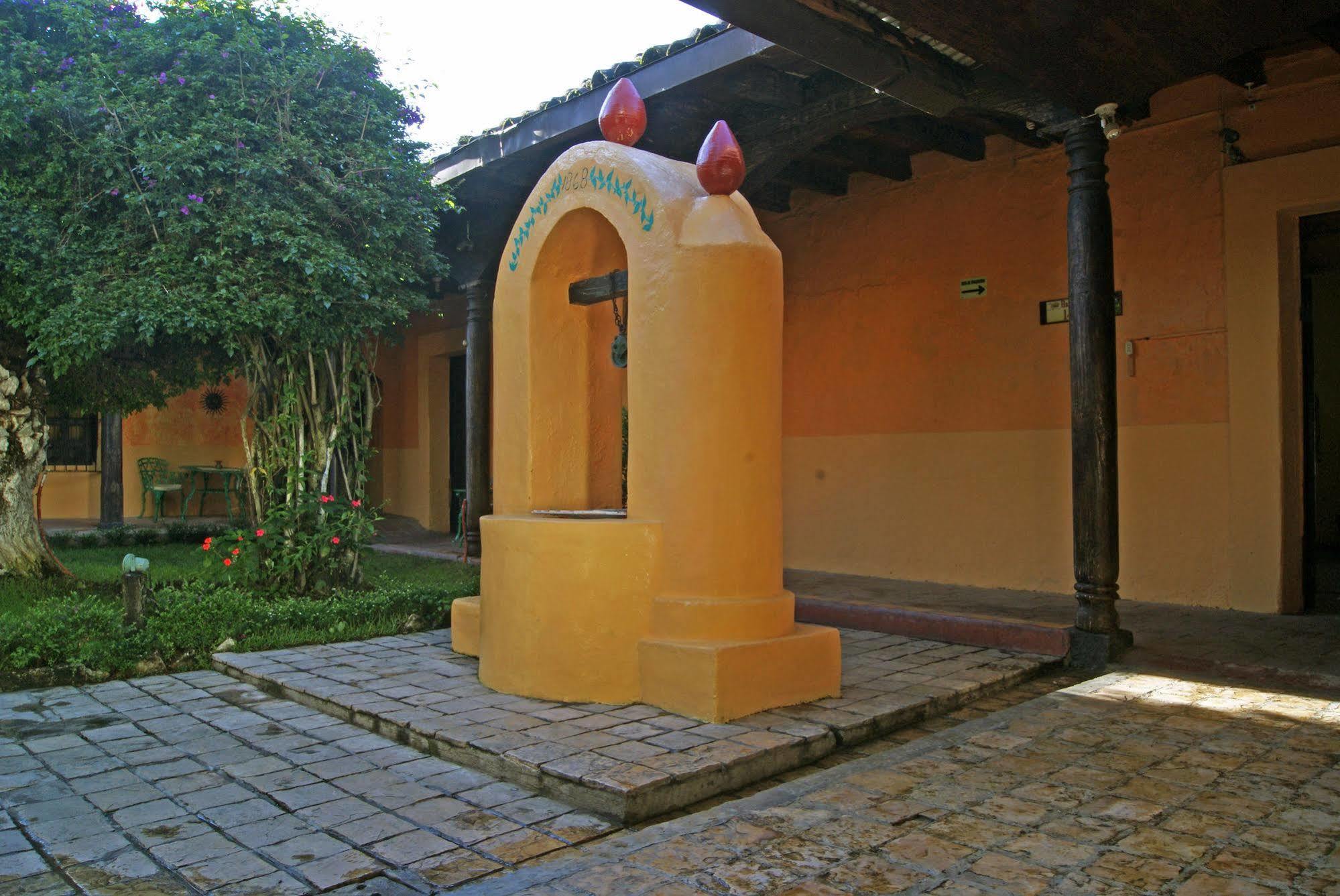 Hotel Plaza Santo Domingo San Cristóbal de Las Casas Εξωτερικό φωτογραφία