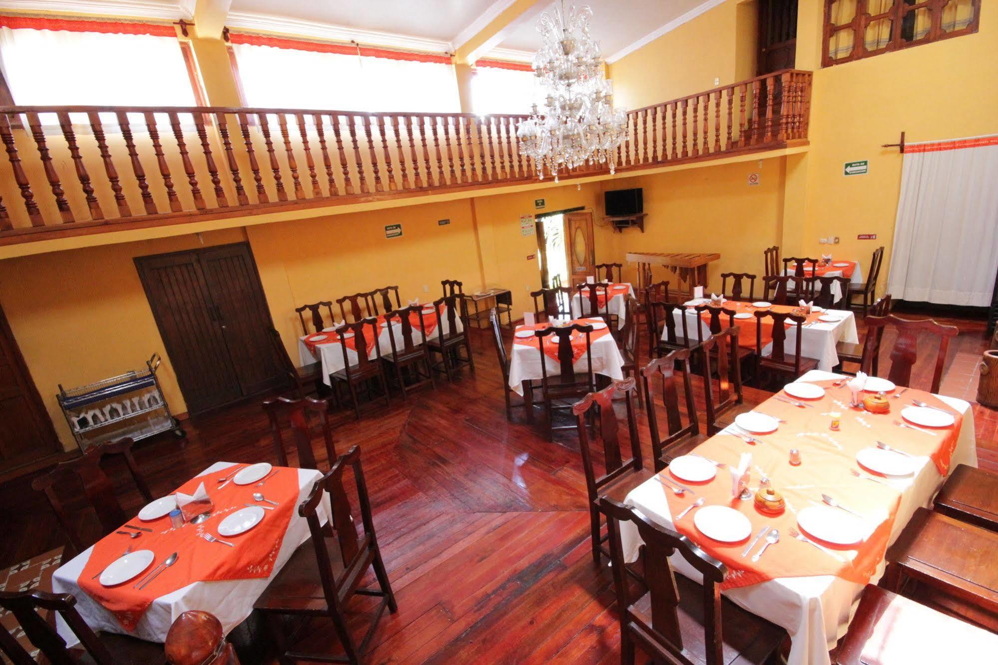 Hotel Plaza Santo Domingo San Cristóbal de Las Casas Εξωτερικό φωτογραφία