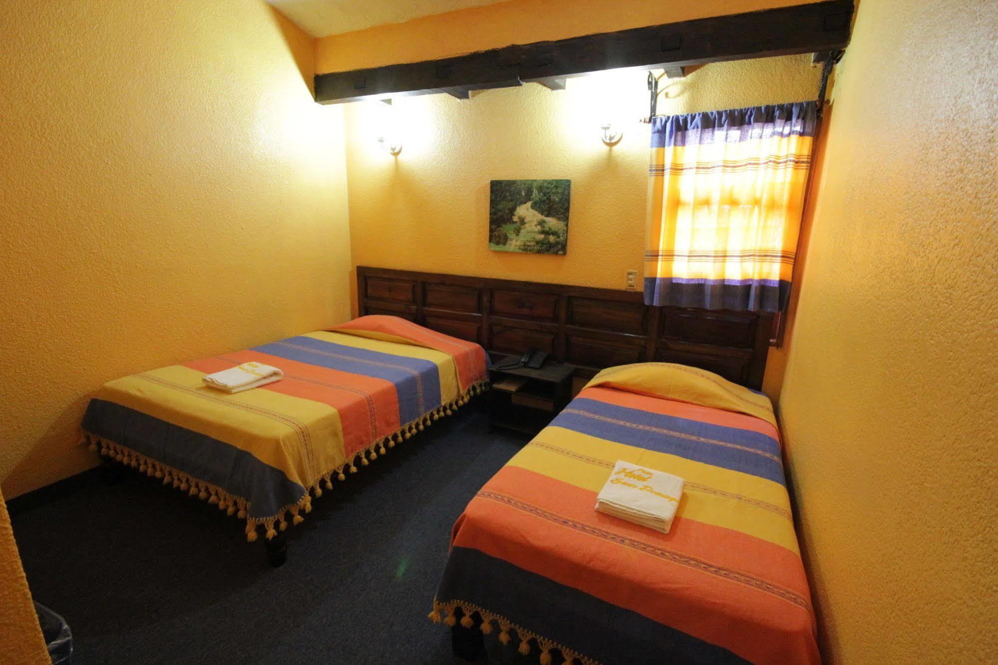 Hotel Plaza Santo Domingo San Cristóbal de Las Casas Εξωτερικό φωτογραφία